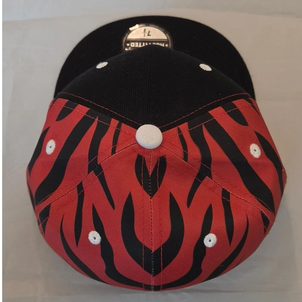 Headgear Classics Tekken Hat Mens 7 1/8 Red Black New Zebra Tiger Print